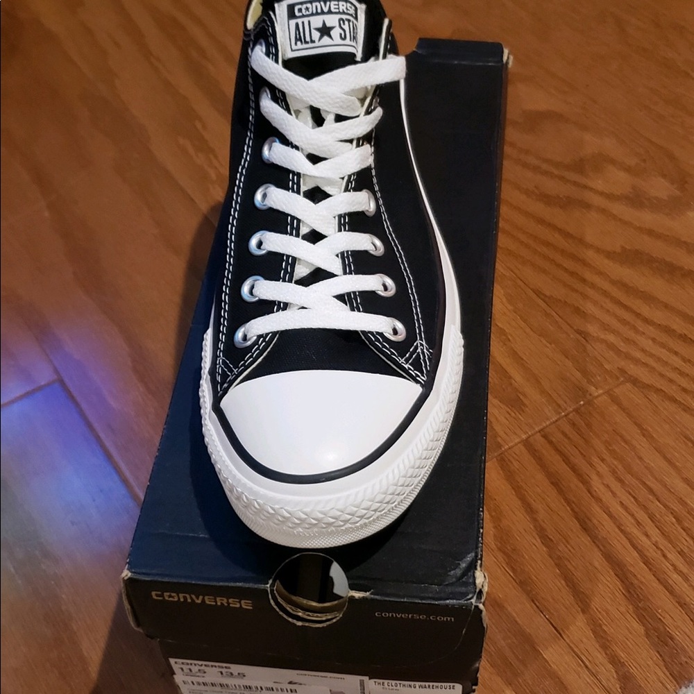 🆕 Converse All-Star Sneakers Sz- M/11.5, W/13.5